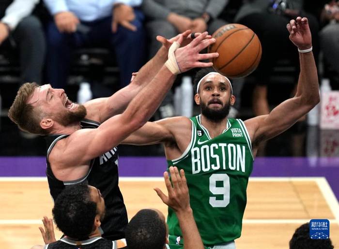 NBA常规赛赛程吃紧；波士顿凯尔特人集结日豪取连胜；赛场秩序良好；更衣室氛围转暖的简单介绍-英雄联盟投注平台